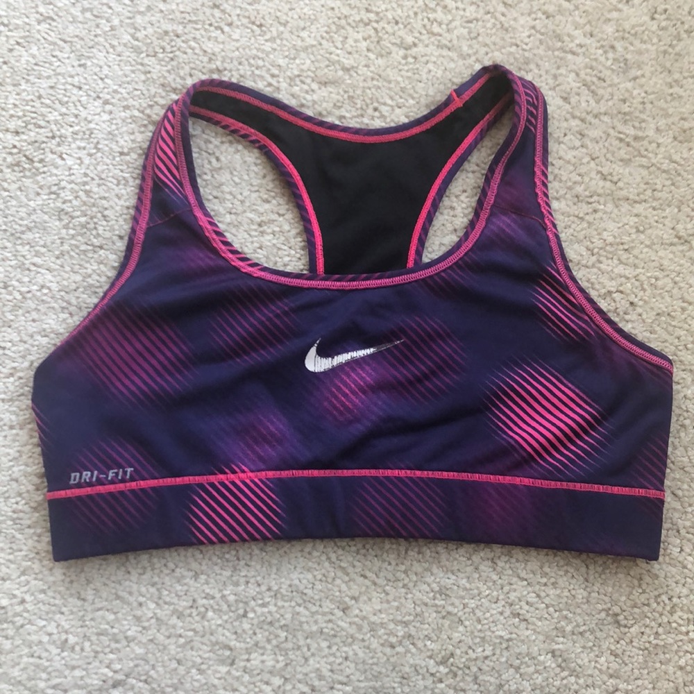 5/$35 Nike sports bra